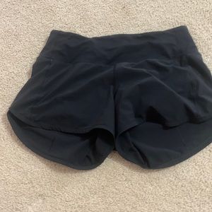 Black lulu lemon speed ups size 6